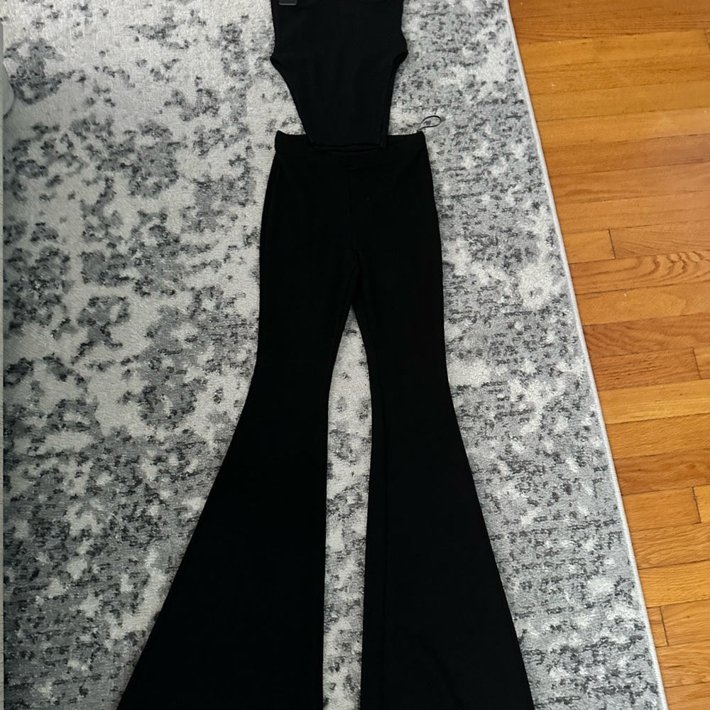 Black Pant Set - Picture 3 of 4